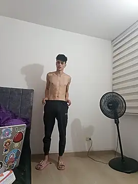 hottie_couplee's cam snapshot