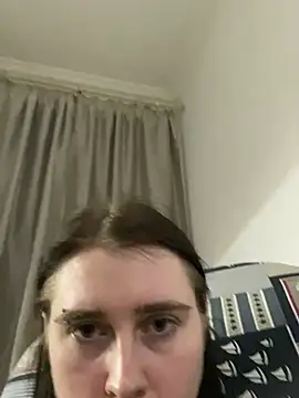 KrissLimada live sex cam