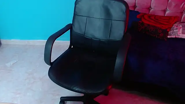 amber_miller18's cam snapshot