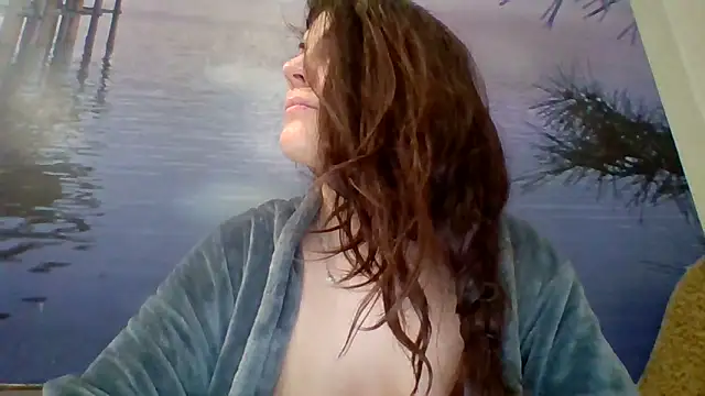 AliceTailor's cam snapshot