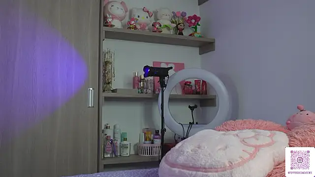 sophi_lii live sex cam