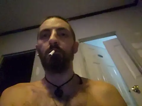 Bi_curious86 live sex cam