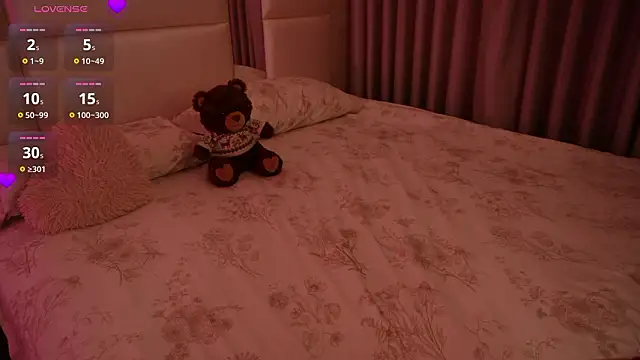 Lilly_Colins live sex cam