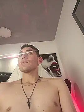 VictorMagnus live sex cam