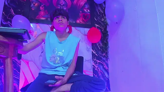 Leo_Glow live sex cam