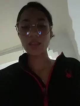 KaitlynLoveCam live sex cam