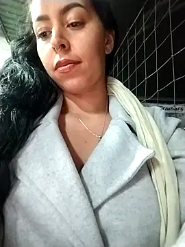 Luianna's cam snapshot