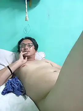 Andresguz35 live sex cam