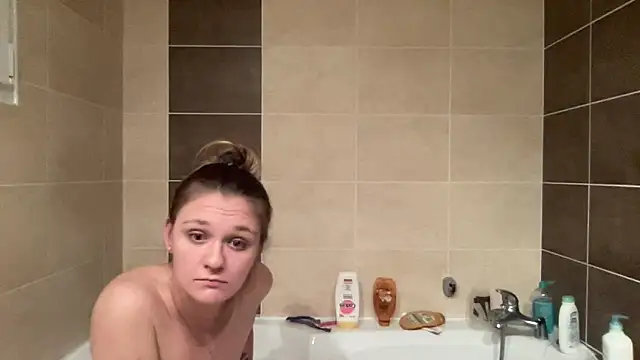 Ninafrisson's cam snapshot