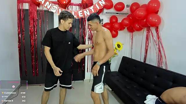 Voyeurism_guyss's cam snapshot