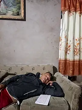 Franklin111230's cam snapshot