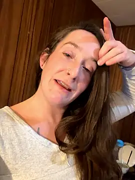 Mini_And_The_Bear's cam snapshot