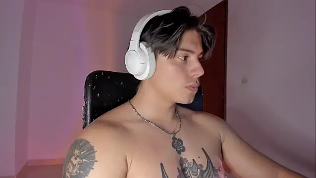 Giordano_Russo's cam snapshot