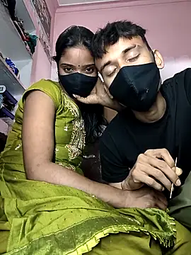 couplegk71 live sex cam