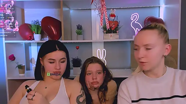 mila_glow1's cam snapshot