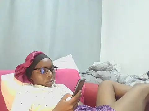 Sexxybella27's cam snapshot