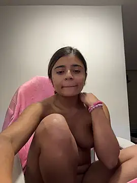 pamell_col's cam snapshot