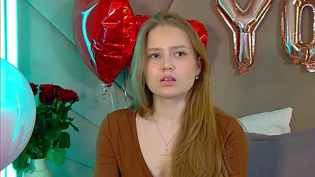 SelinSwarovski live sex cam