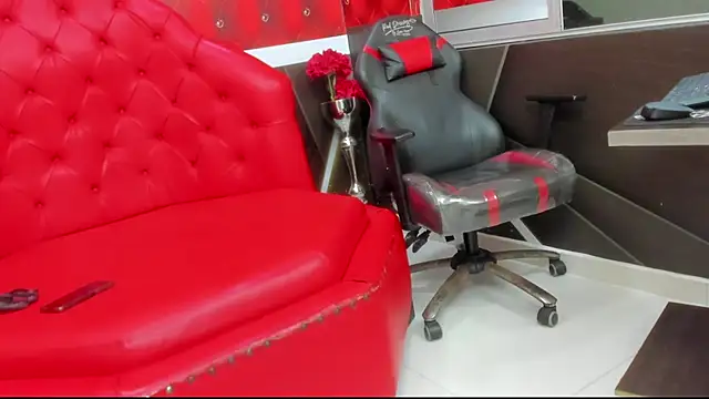 Lawuaifu11's cam snapshot