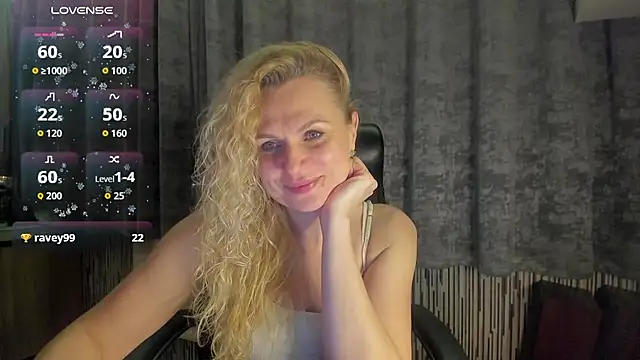 LanaLight_x's cam snapshot