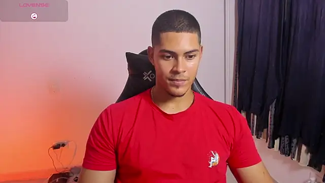 Iamdylan777 live sex cam