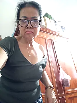 Hotestlove live sex cam