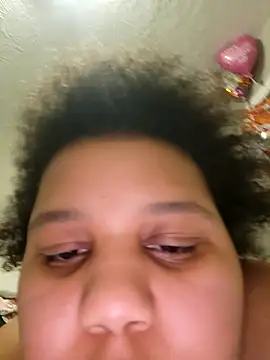 chocolate_bella's cam snapshot