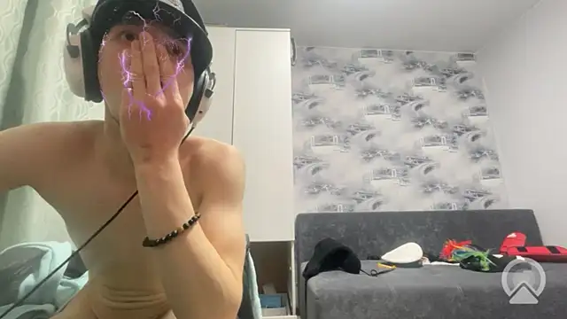 suicdemask's cam snapshot