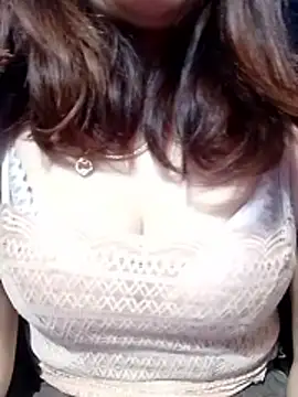 YiyinLy's cam snapshot