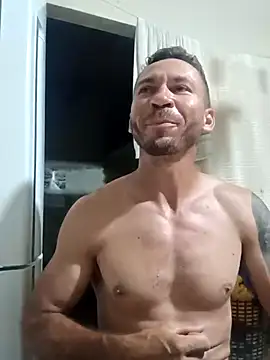RobertoLuiz84 live sex cam