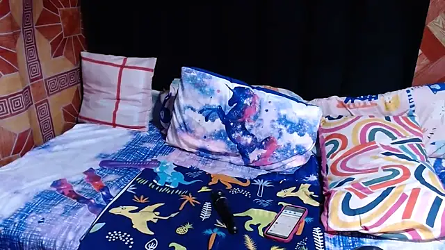 Thickbootykim's cam snapshot