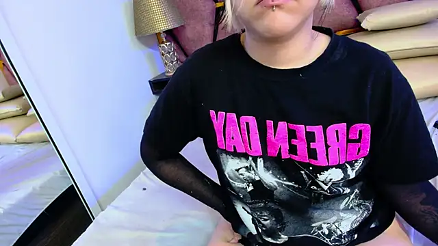 Charlotte_Myers live sex cam