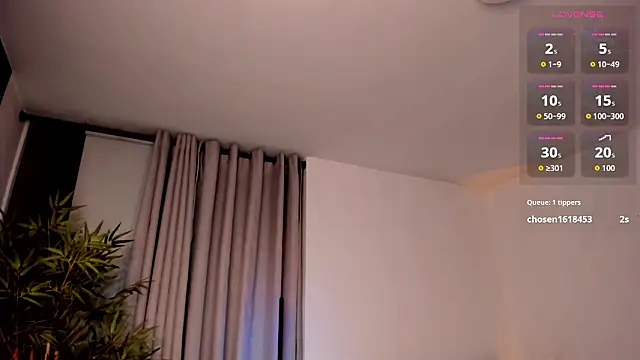 moonhelen's cam snapshot