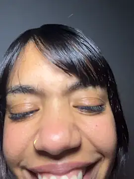 -Naomyy- live sex cam