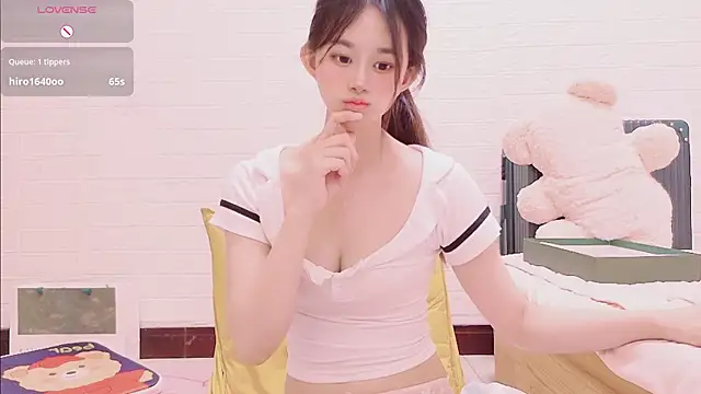 marina-cutegirll live sex cam