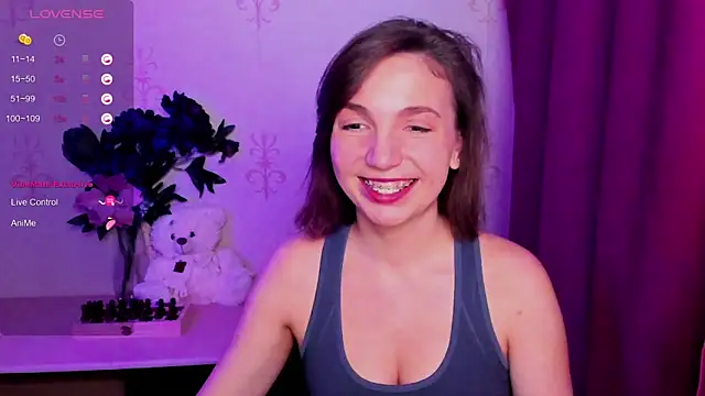 KindHazelHere_'s cam snapshot