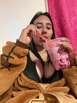Anily_Lovely live sex cam