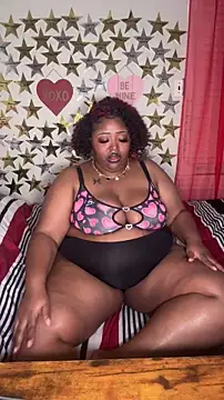 Chocolatebunnyxx96 live sex cam