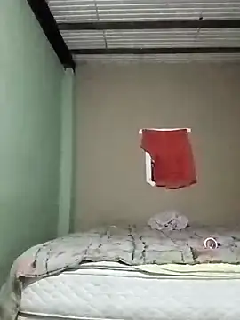 Michellluxo's cam snapshot