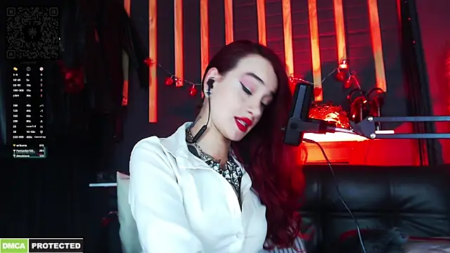 Liilith_goddess_'s cam snapshot