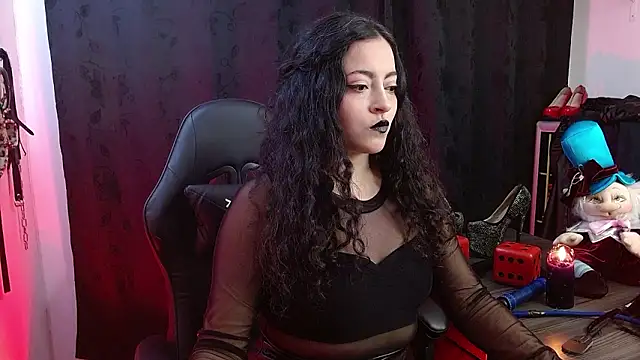 LunaTikka live sex cam
