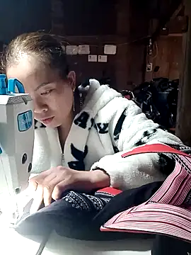 Longnu11 live sex cam