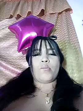 Little_cloee live sex cam