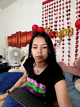ASHLEY_SUNNY2 live sex cam