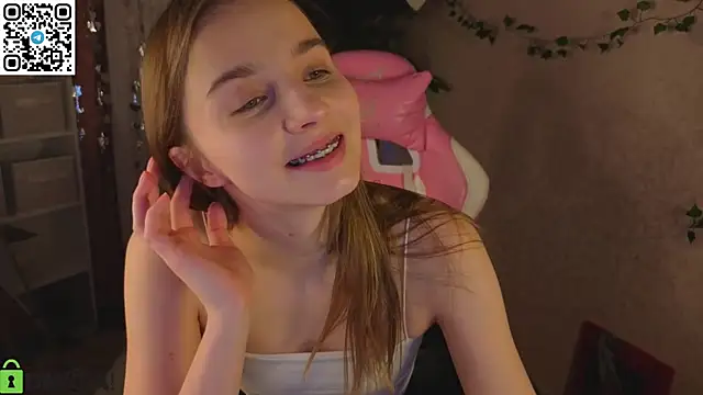 L1na_Reeds live sex cam