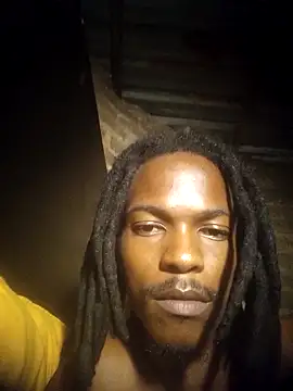 Thatohatsi10140's cam snapshot