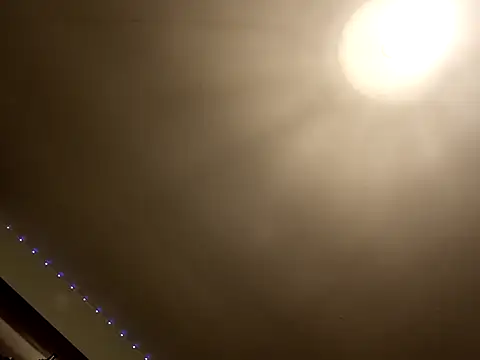 LoveMeBaby199's cam snapshot