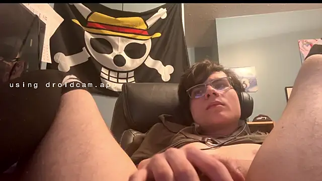 Caninehat live sex cam