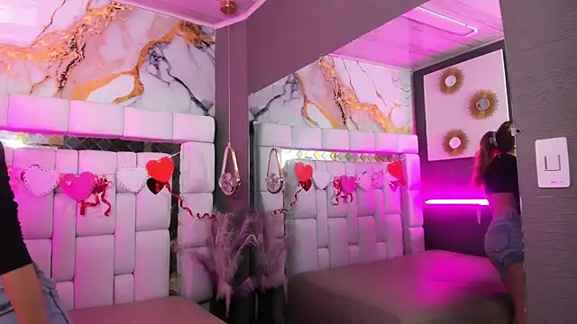 Natasha-Adams's cam snapshot