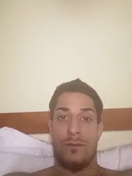 NudeAk47-'s cam snapshot